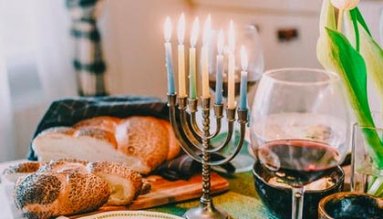 开云体育入口-勇士逆转尼克斯，莫里斯爆发神勇