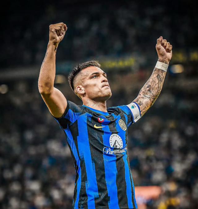 连胜势头难挡！田径豪取十连胜的简单介绍