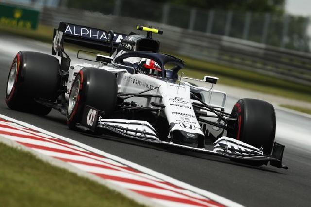 红牛车队横扫威廉姆斯，拉塞尔刷新纪录