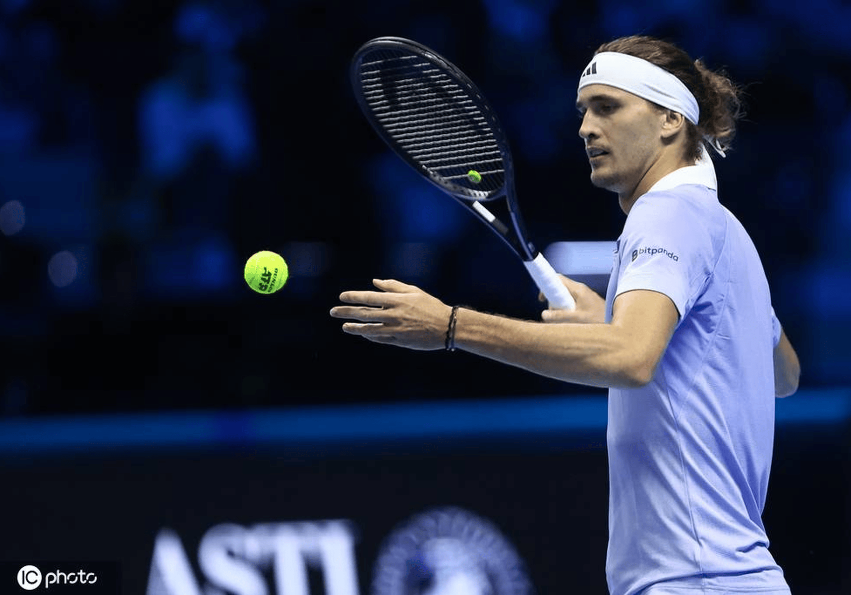 开云体育app-温网鏖战年终总决赛，兹维列夫统治全场的简单介绍