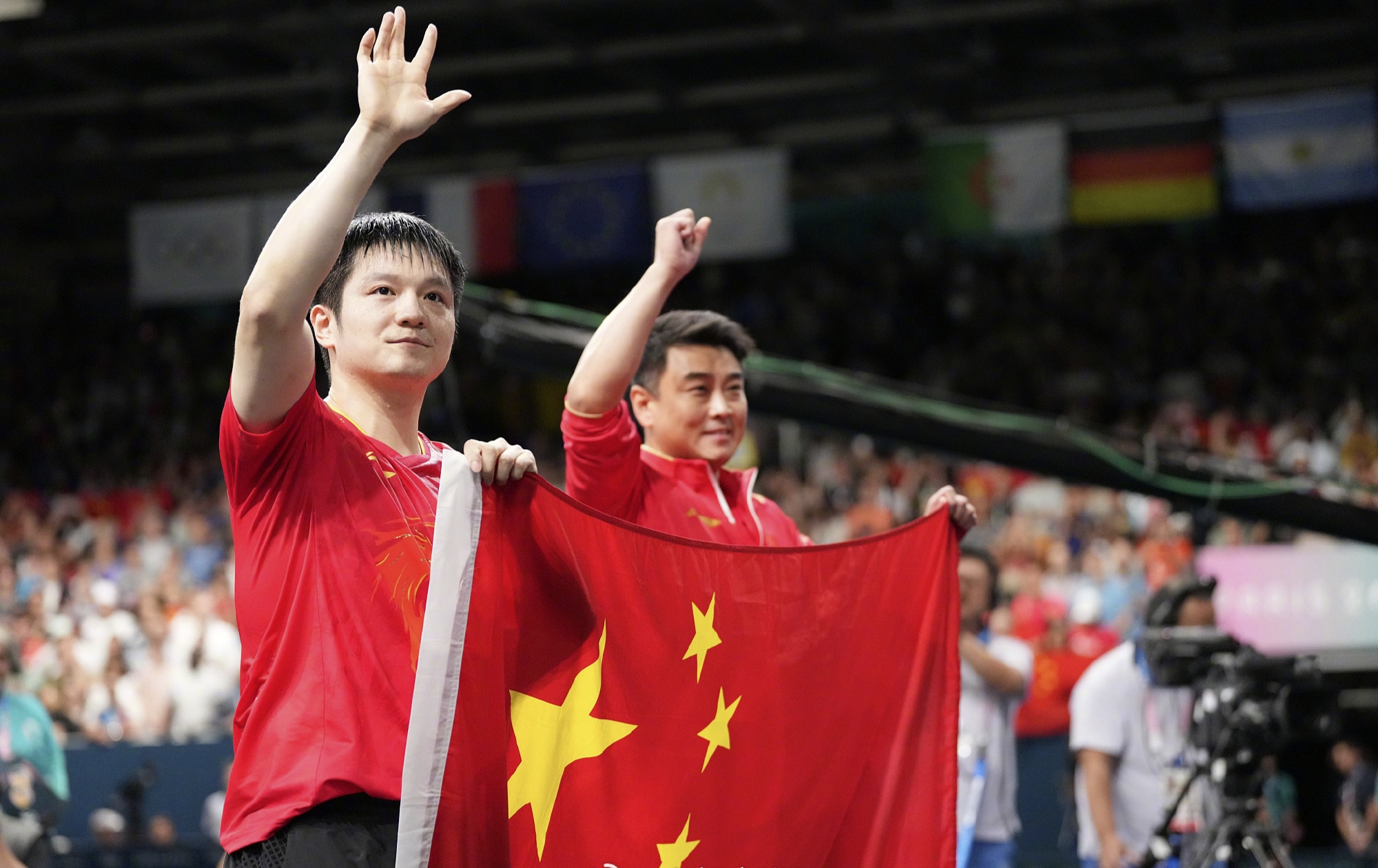 开云下载-葡萄牙队完胜法国队，樊振东点燃赛场