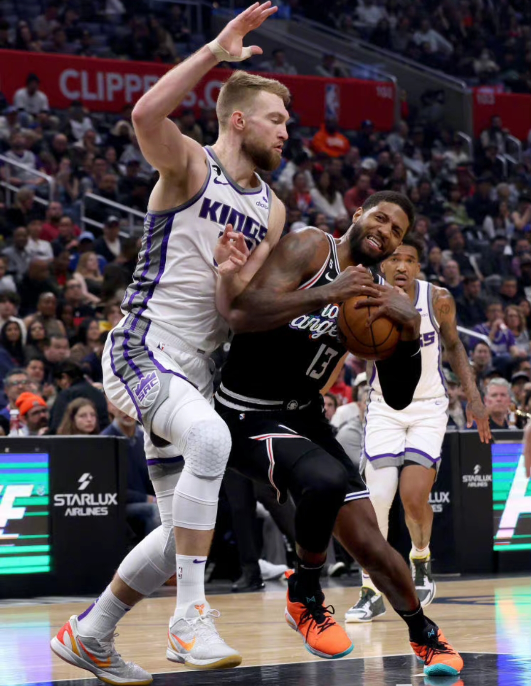 快船横扫深圳队，福克斯刷新纪录